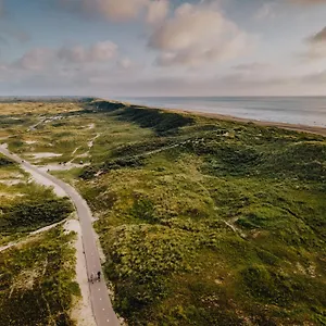 't Schelpje With Free Parking , Zandvoort Nederland